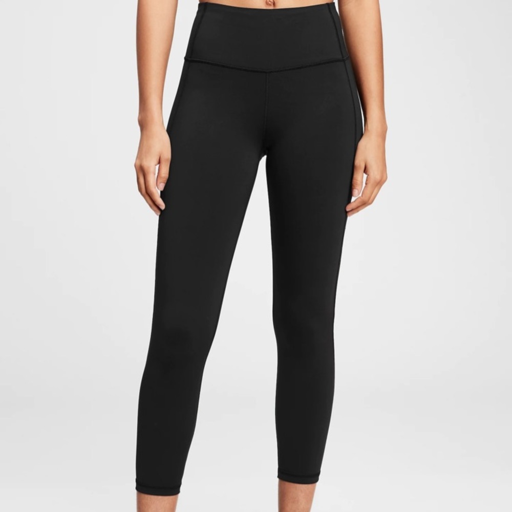 GapFit High Rise 7/8 Leggings in Eclipse